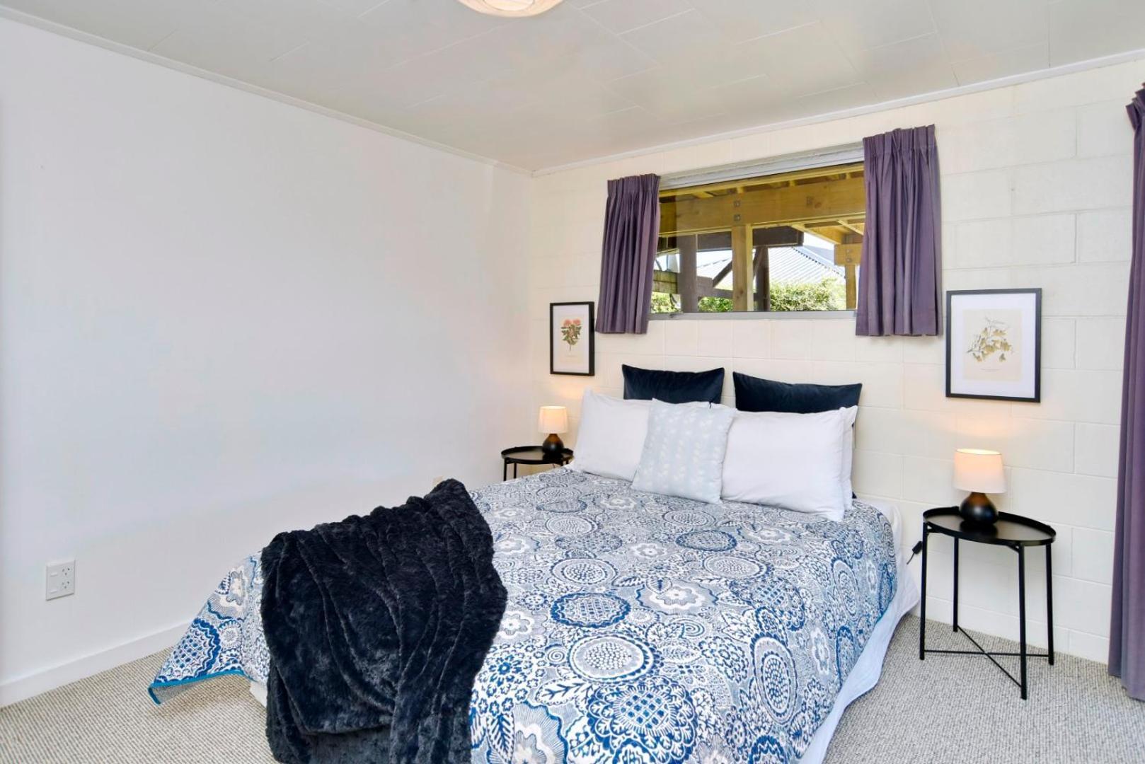 Akaroa Harbour View - Christchurch Holiday Homes Extérieur photo