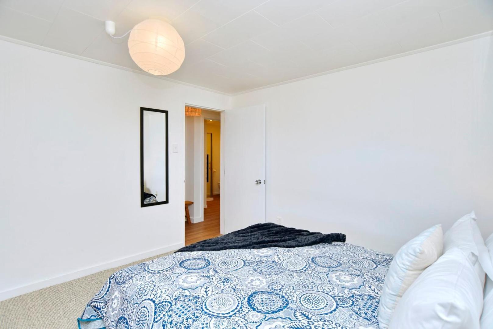 Akaroa Harbour View - Christchurch Holiday Homes Extérieur photo